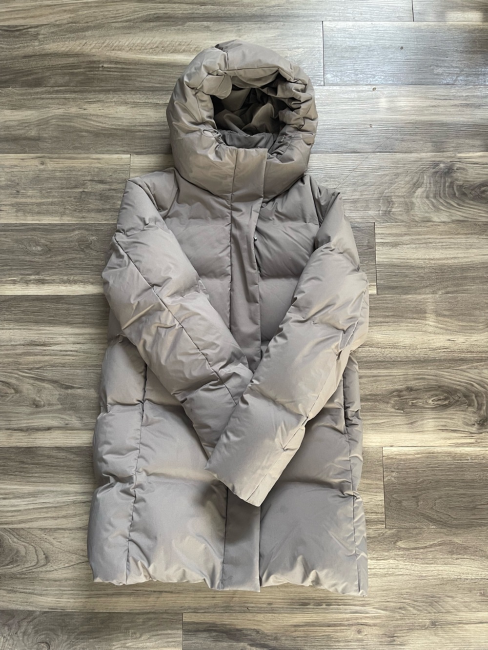 Uniqlo Taupe Hooded Puffer Jacket, Mid length